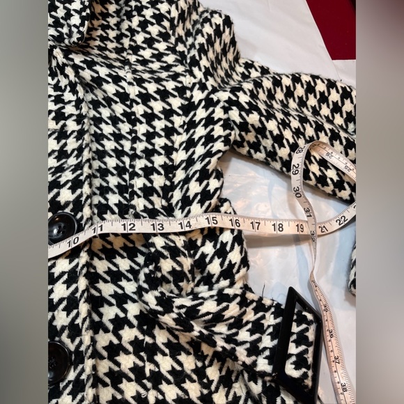 Last Kiss BIG Black Houndstooth Belted Acrylic Peacoat Pockets high Collar Lined - Picture 6 of 15